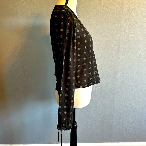 URBAN OUTFITTERS LONG SLEEVE BLACK TOP. SIZE SMALL. - Picture 3 of 7